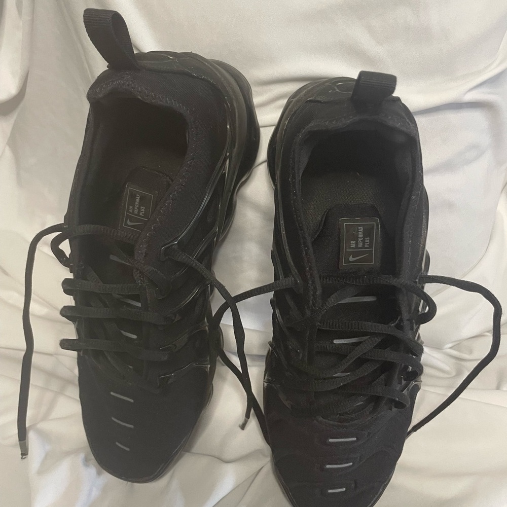 Nike Black Athletic Shoes